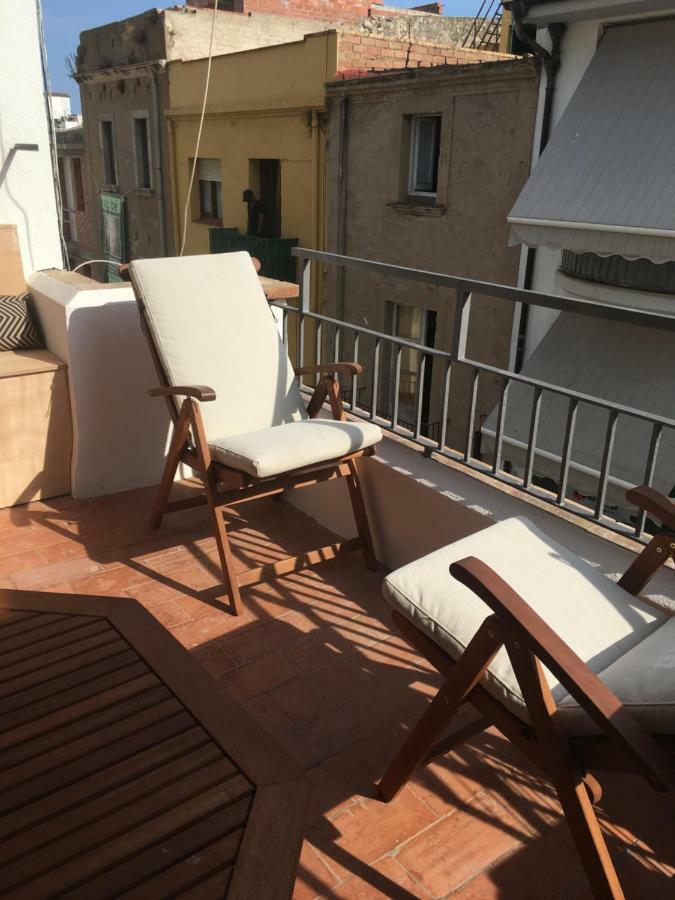 2 Bedroom Apartment In The Old Town, Close To The Beach L'Escala Exterior photo